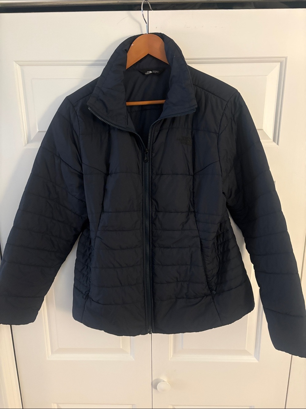 The North Face Women's Quilted Puffer Jacket - Navy Blue